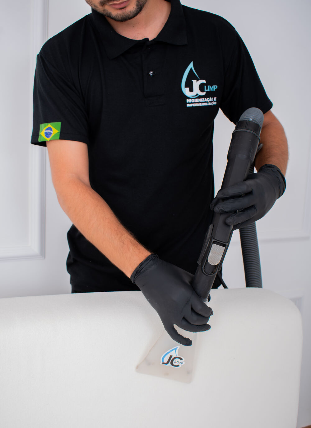 Uniforme JC Limp em detalhe